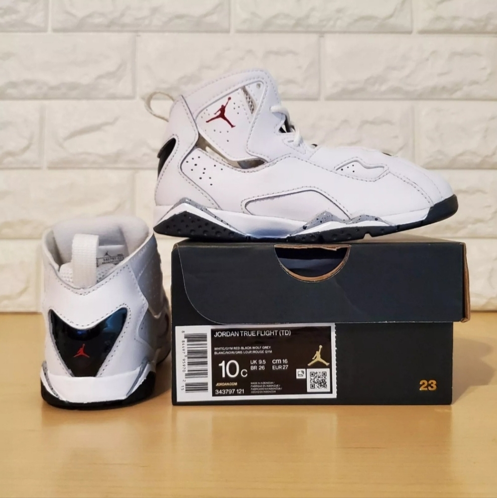 Nike Jordan True Flight TD Size 10c Toddler White Red Black 343797-121 *Defects